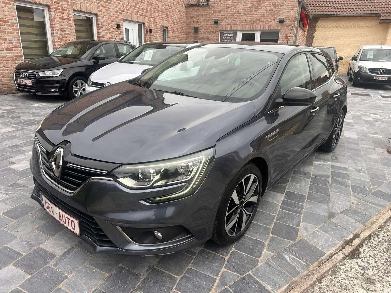 Photo 1 : Renault Megane 2019 Petrol