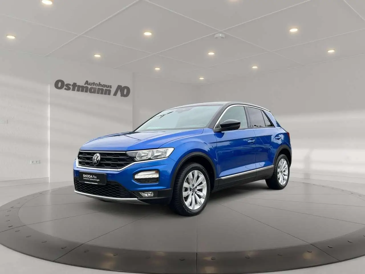 Photo 1 : Volkswagen T-roc 2021 Essence