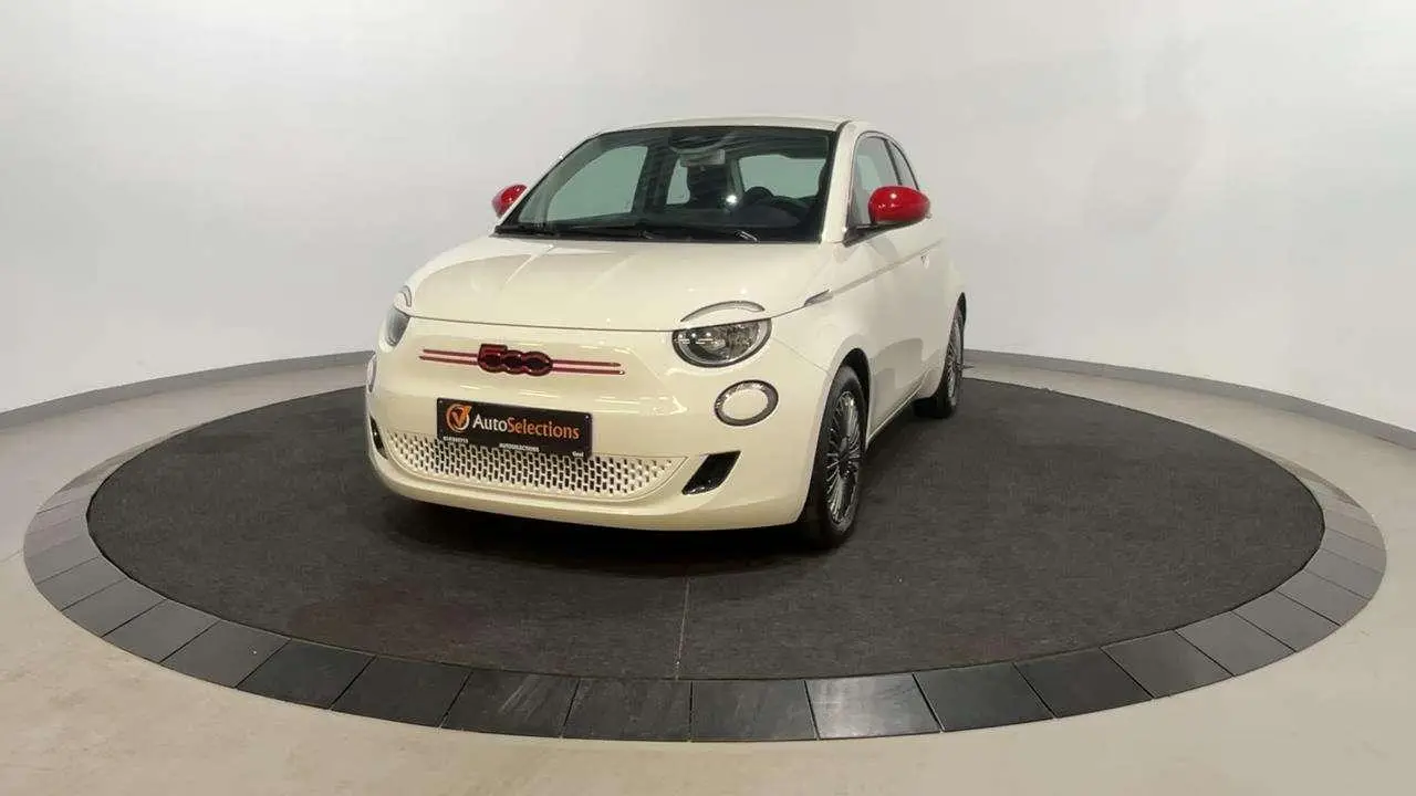 Photo 1 : Fiat 500 2022 Electric