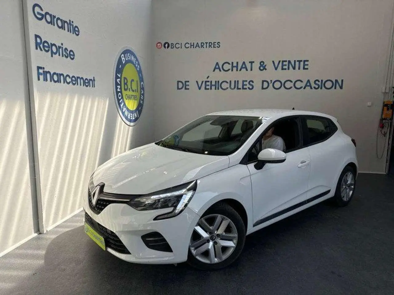 Photo 1 : Renault Clio 2020 Petrol