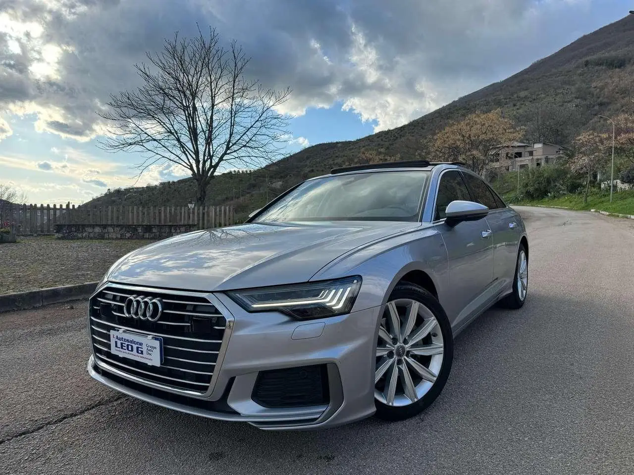 Photo 1 : Audi A6 2019 Hybride