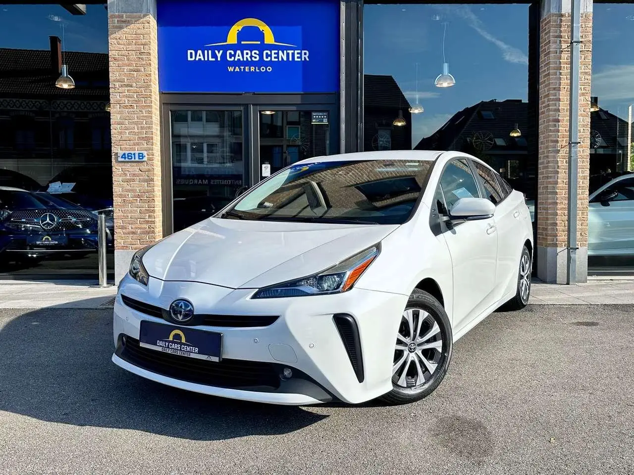 Photo 1 : Toyota Prius 2021 Hybride