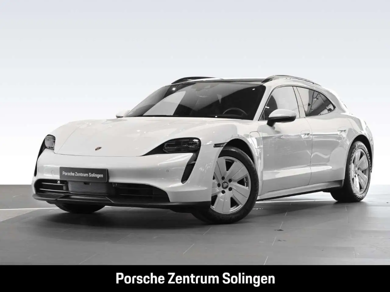 Photo 1 : Porsche Taycan 2023 Électrique