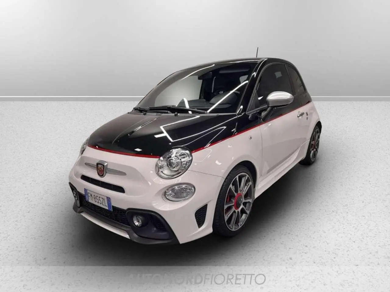 Photo 1 : Abarth 595 2018 Essence