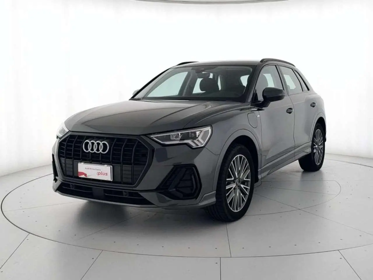 Photo 1 : Audi Q3 2021 Hybrid