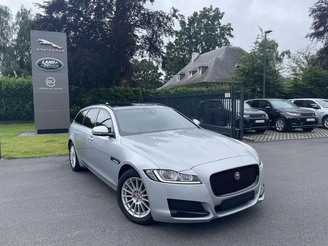 Photo 1 : Jaguar Xf 2020 Diesel