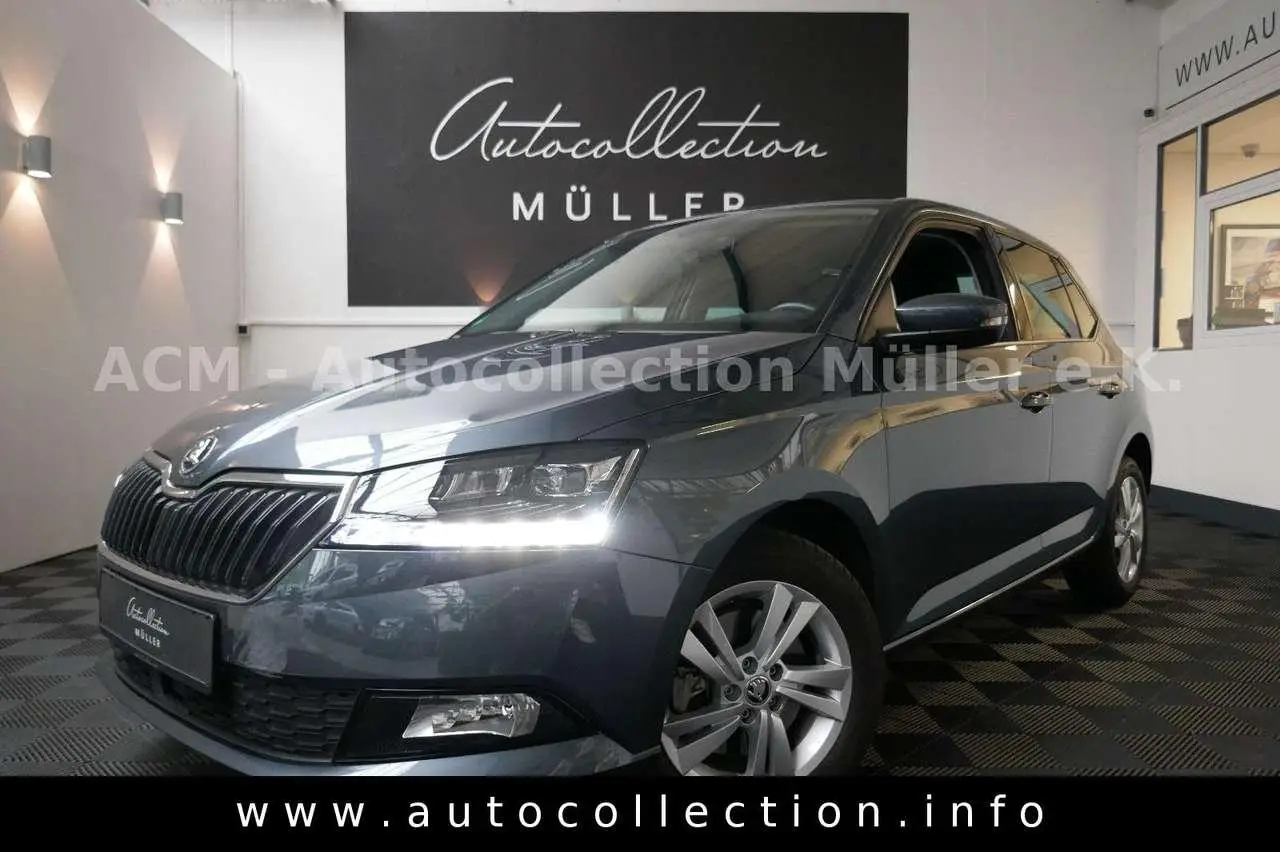 Photo 1 : Skoda Fabia 2020 Essence