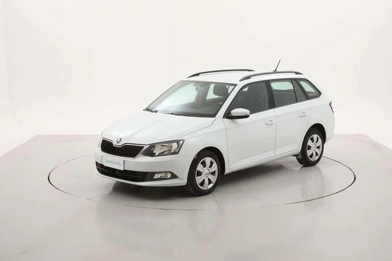 Photo 1 : Skoda Fabia 2017 Diesel