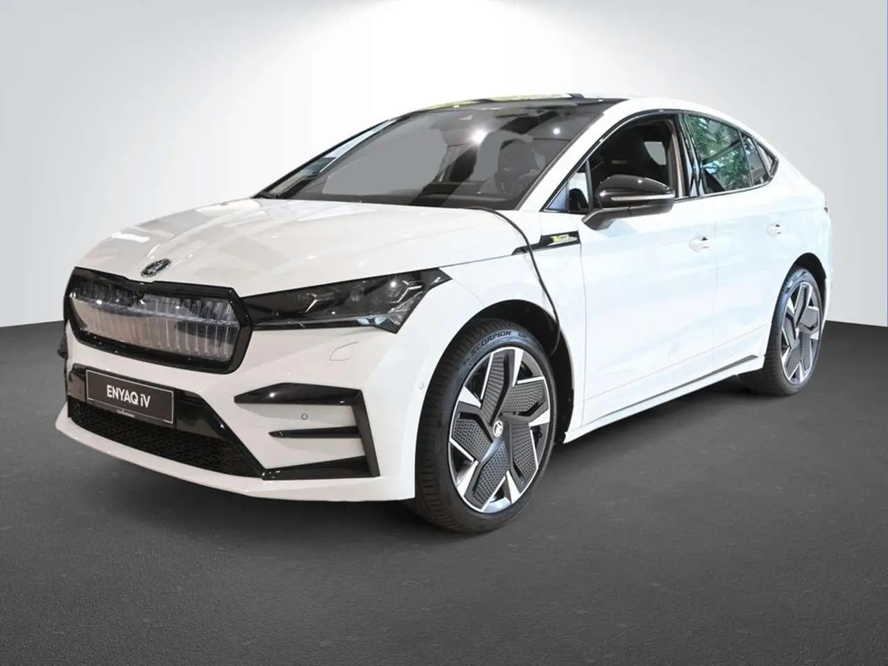 Photo 1 : Skoda Enyaq 2023 Électrique