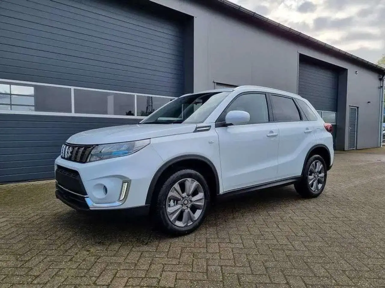 Photo 1 : Suzuki Vitara 2024 Petrol