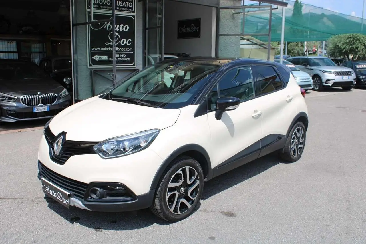 Photo 1 : Renault Captur 2017 Essence