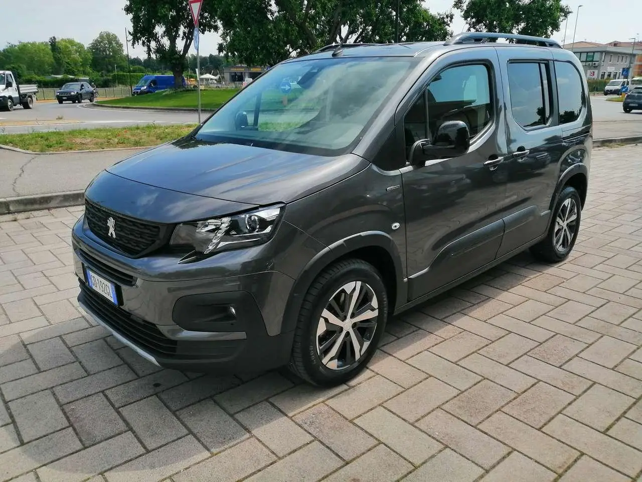 Photo 1 : Peugeot Rifter 2020 Diesel