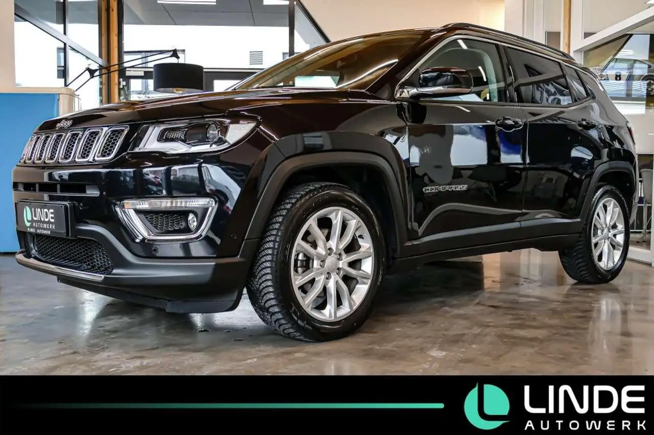 Photo 1 : Jeep Compass 2021 Essence