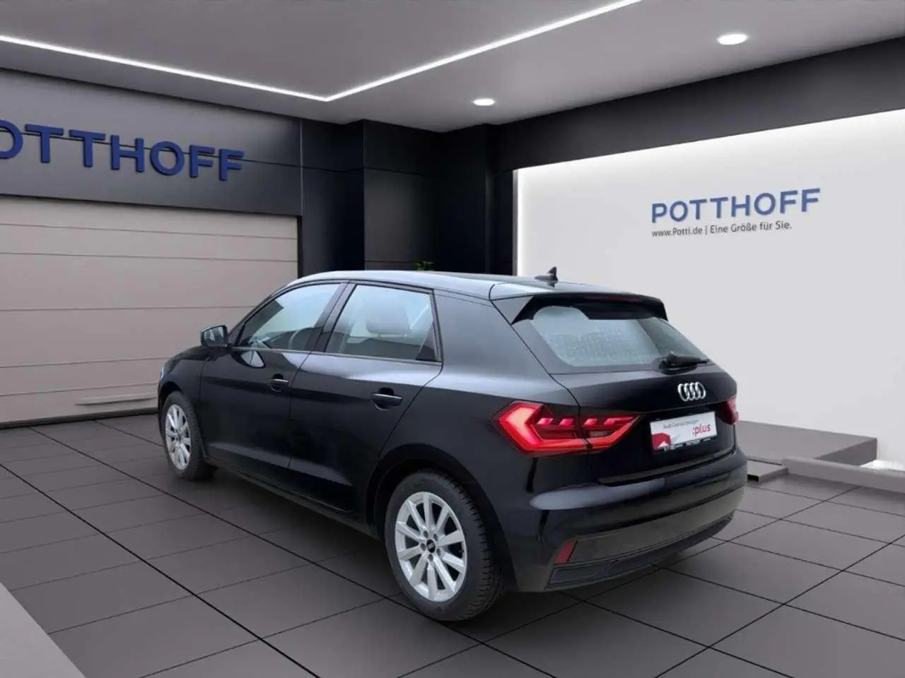 Photo 1 : Audi A1 2024 Petrol