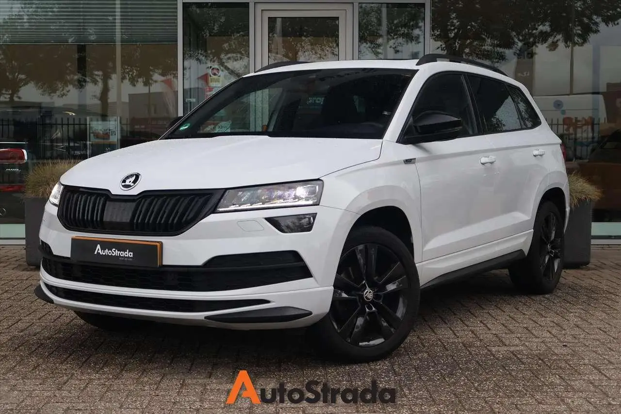 Photo 1 : Skoda Karoq 2020 Essence