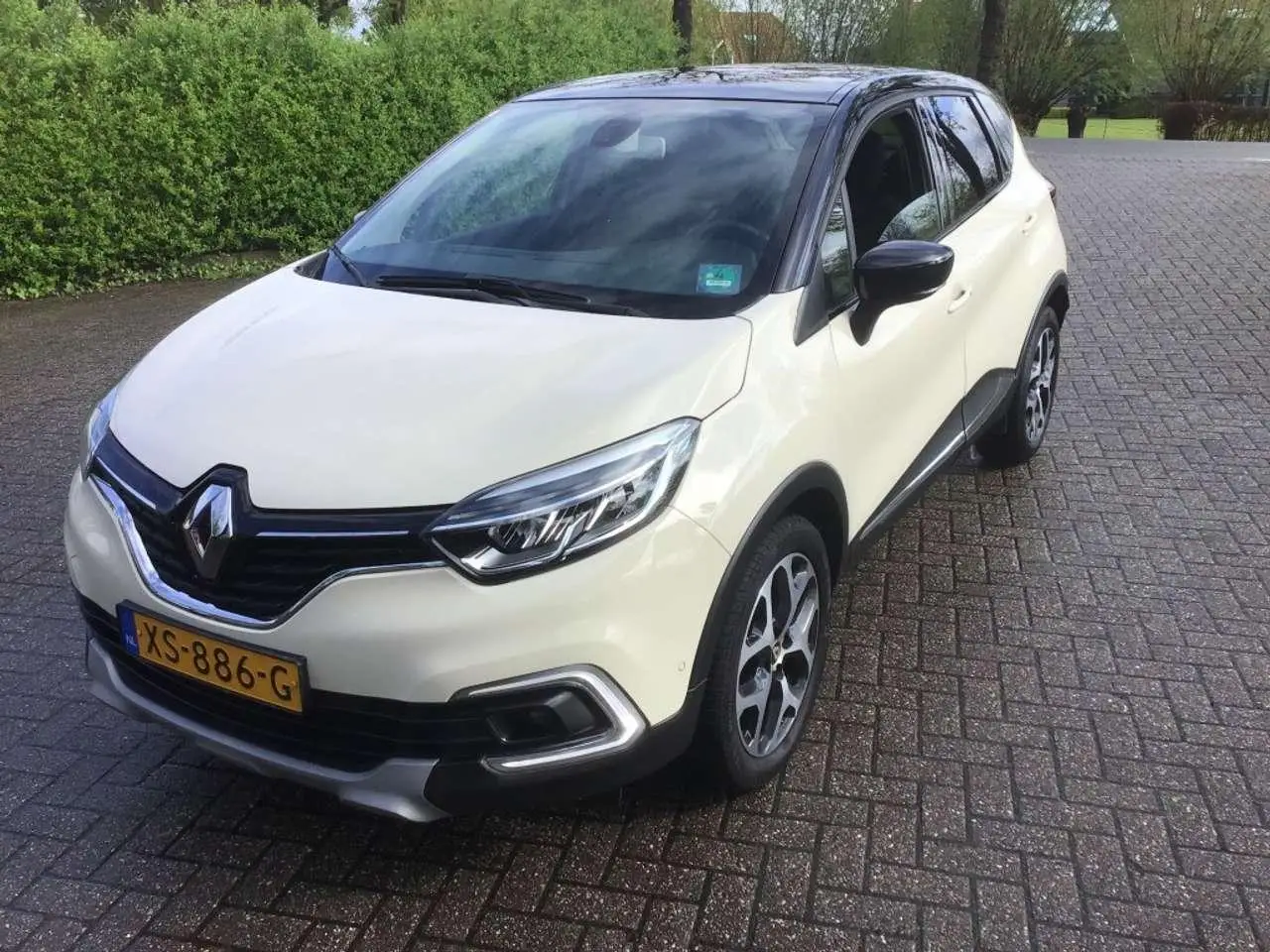 Photo 1 : Renault Captur 2019 Petrol