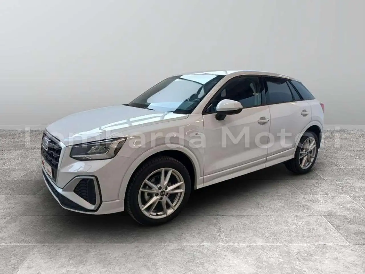 Photo 1 : Audi Q2 2023 Diesel