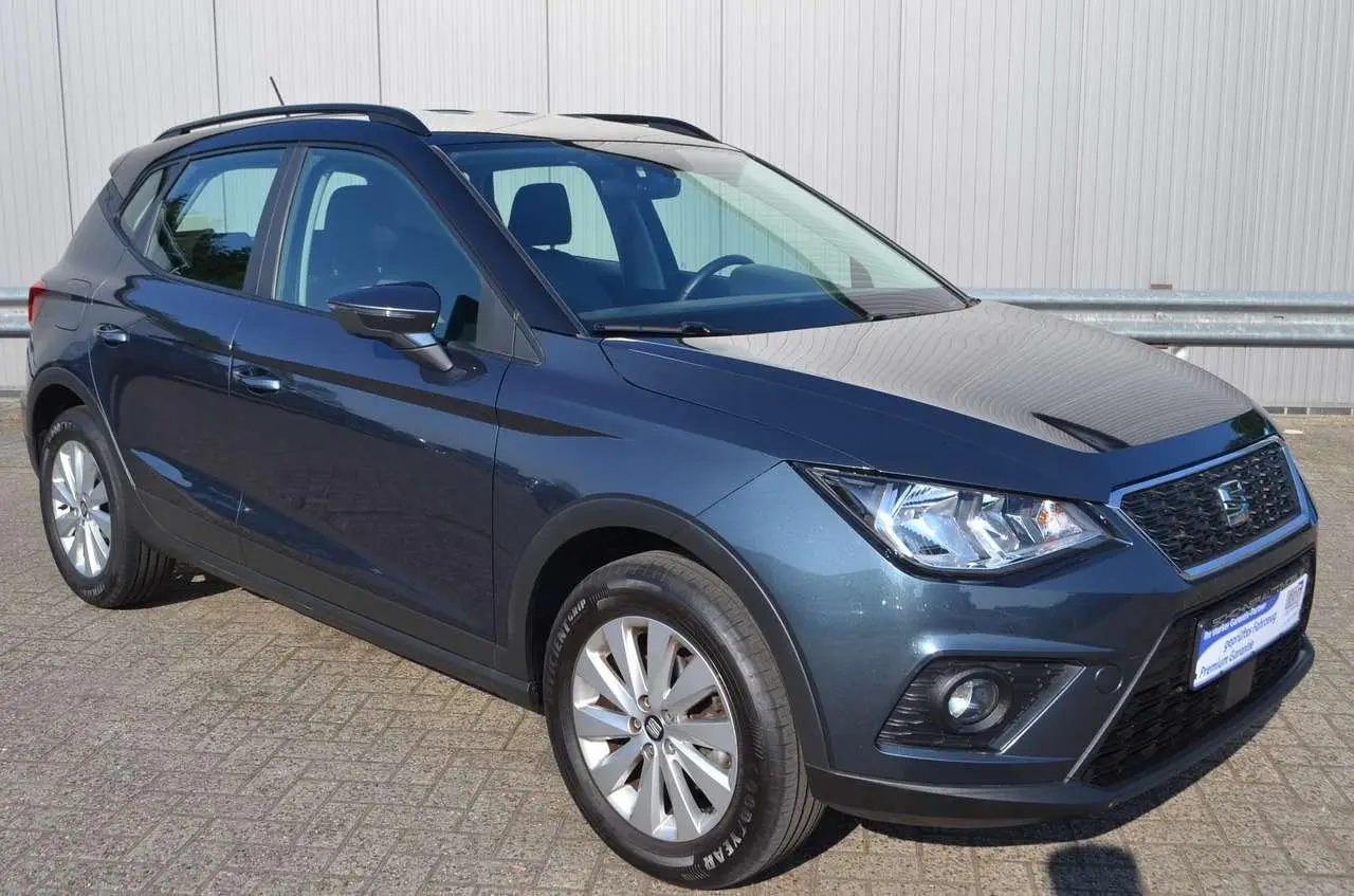 Photo 1 : Seat Arona 2021 Petrol