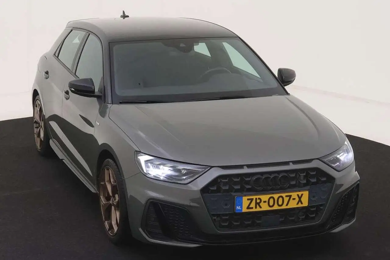 Photo 1 : Audi A1 2019 Petrol