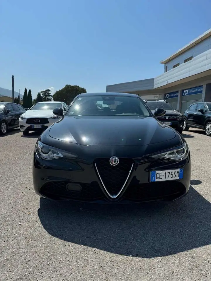 Photo 1 : Alfa Romeo Giulia 2021 Diesel