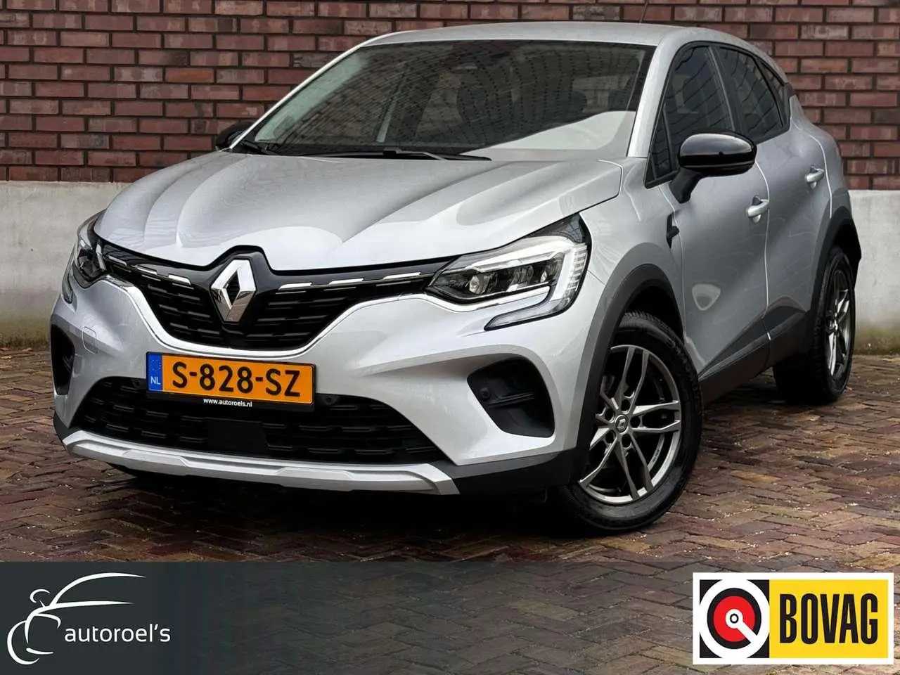 Photo 1 : Renault Captur 2021 Hybride