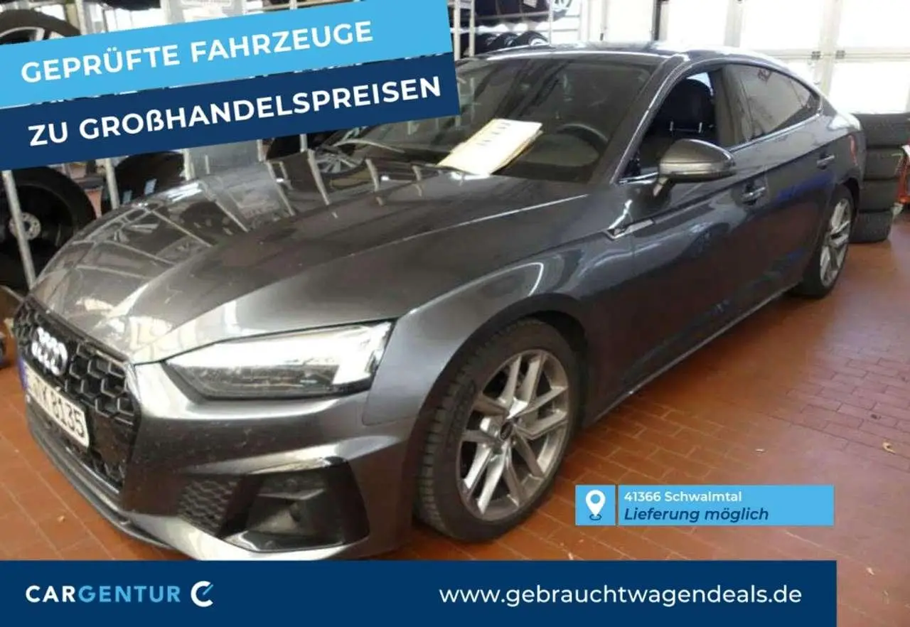 Photo 1 : Audi A5 2021 Diesel