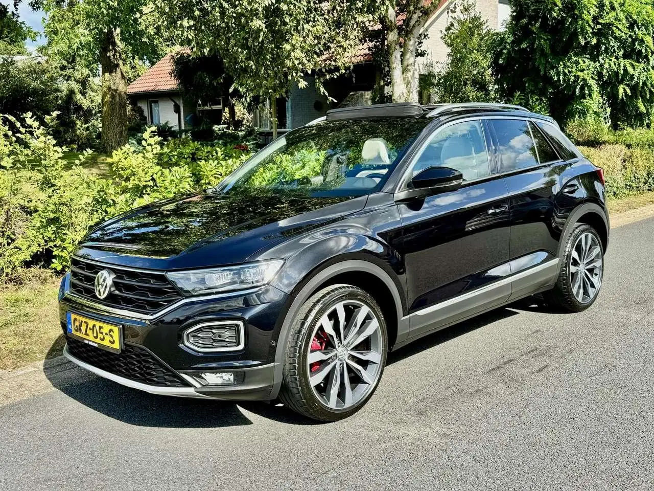 Photo 1 : Volkswagen T-roc 2018 Essence