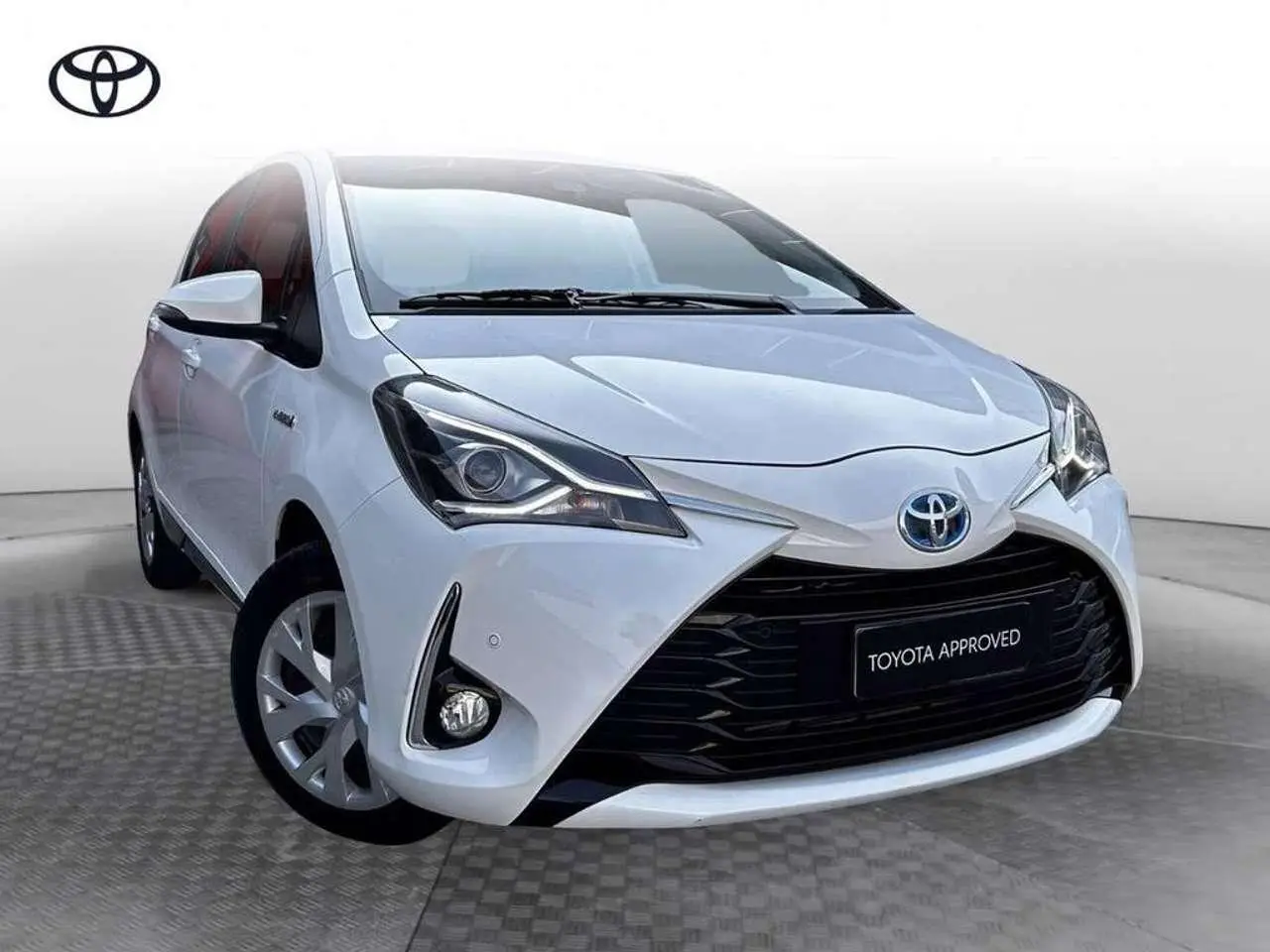 Photo 1 : Toyota Yaris 2019 Hybrid