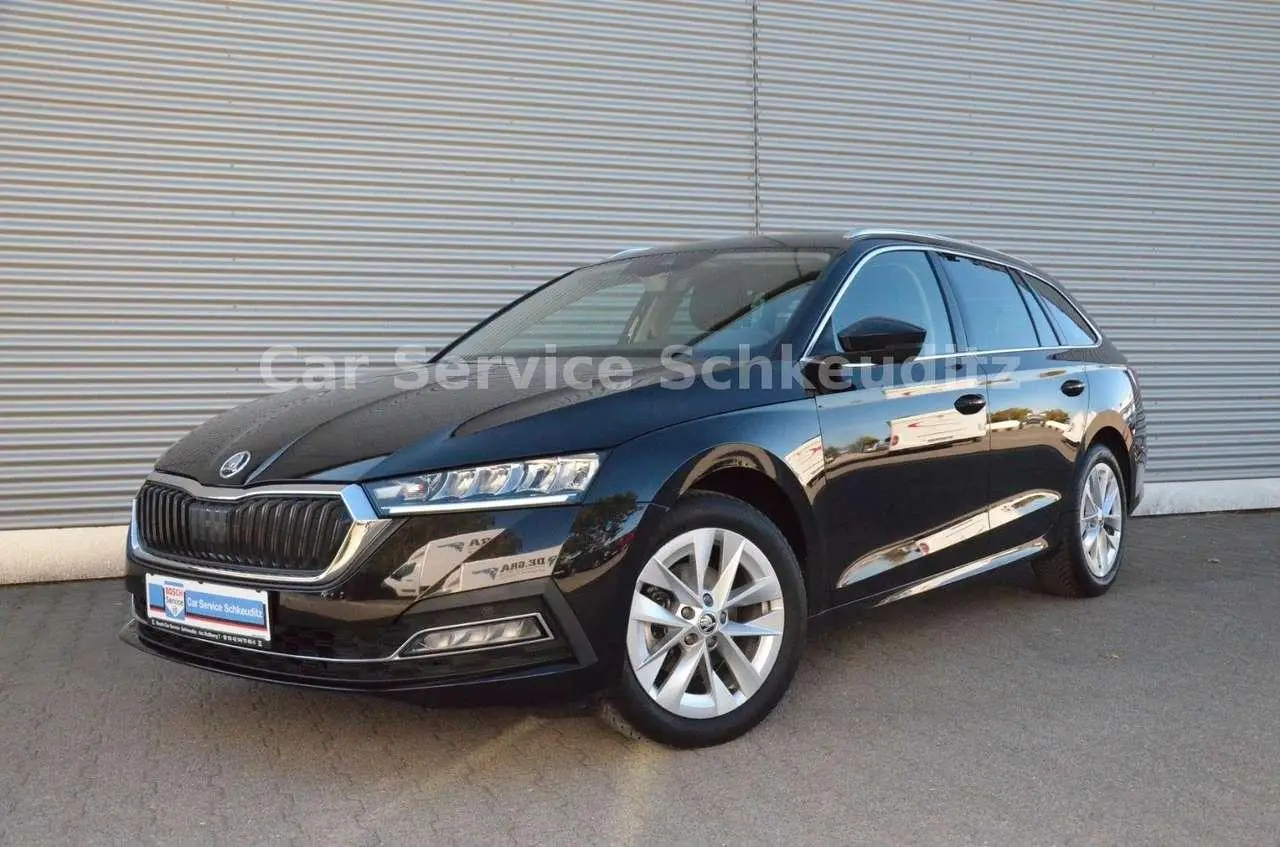 Photo 1 : Skoda Octavia 2021 Petrol