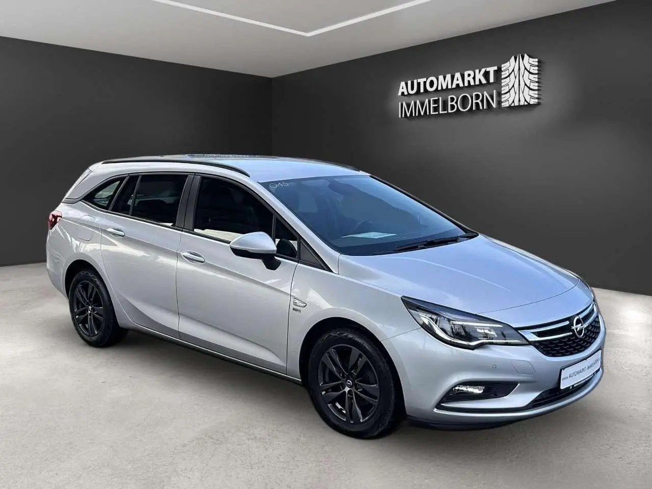 Photo 1 : Opel Astra 2019 Diesel