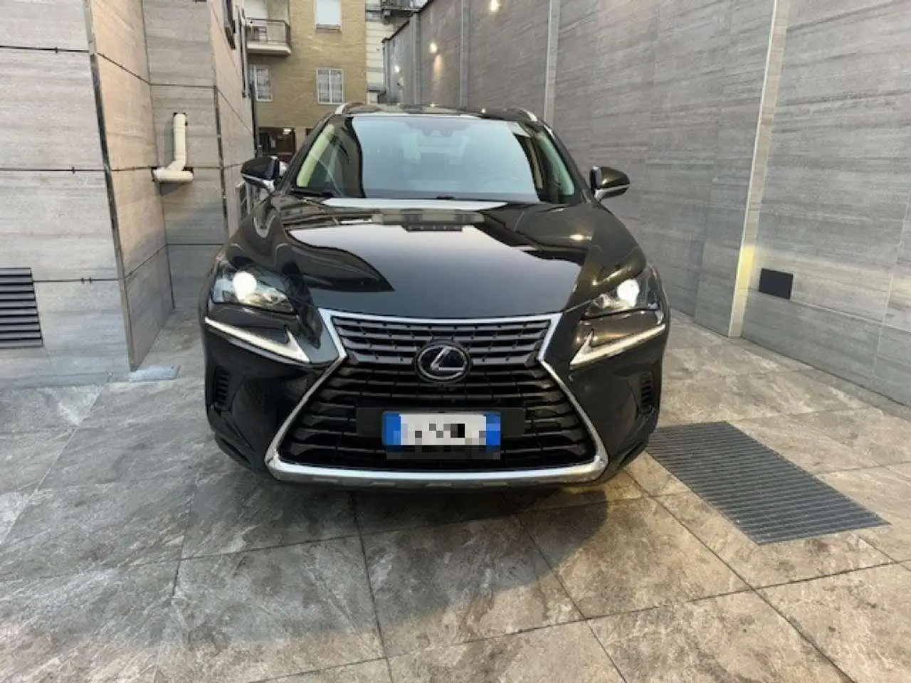 Photo 1 : Lexus Nx 2019 Hybrid