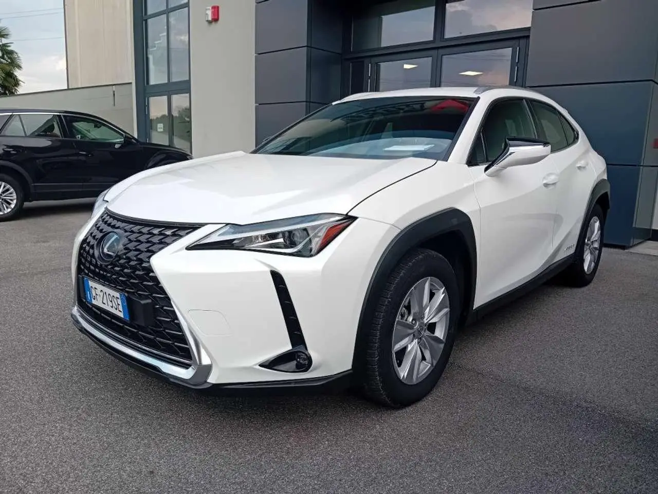 Photo 1 : Lexus Ux 2021 Hybrid