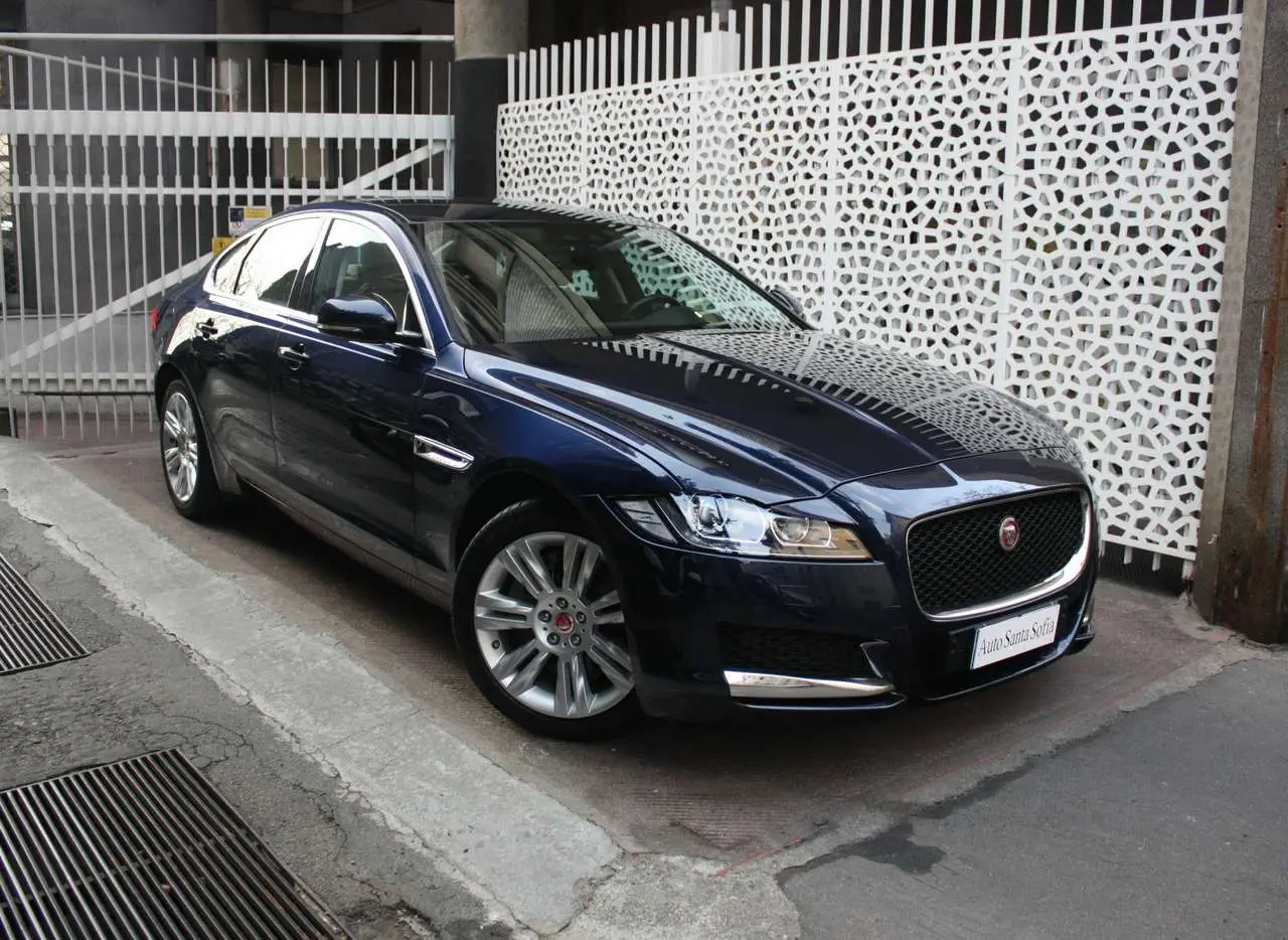 Photo 1 : Jaguar Xf 2017 Diesel