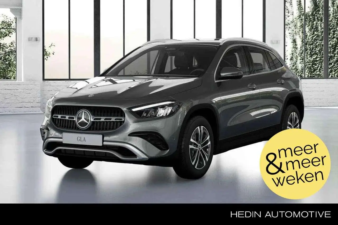 Photo 1 : Mercedes-benz Classe Gla 2024 Petrol