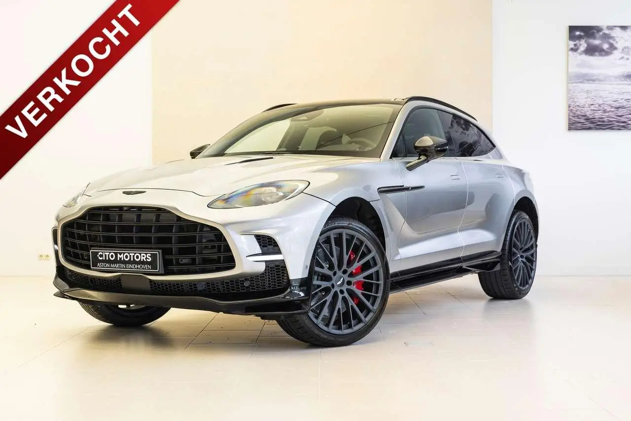 Photo 1 : Aston Martin Dbx 2024 Essence