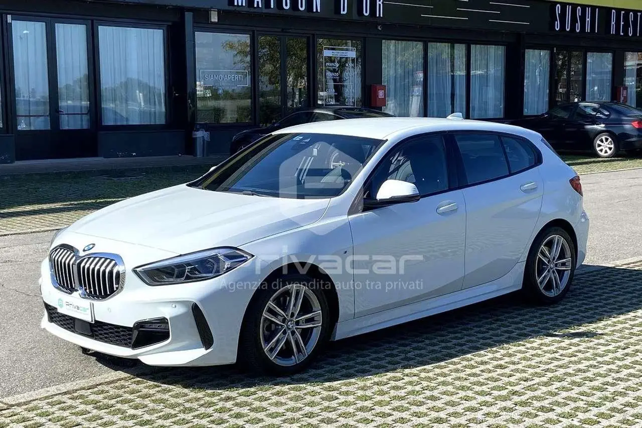 Photo 1 : Bmw Serie 1 2019 Diesel