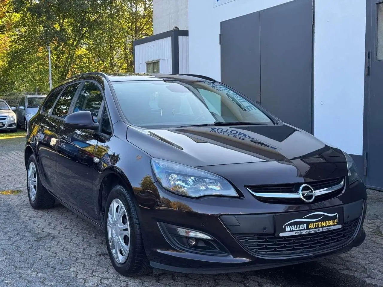 Photo 1 : Opel Astra 2015 Diesel