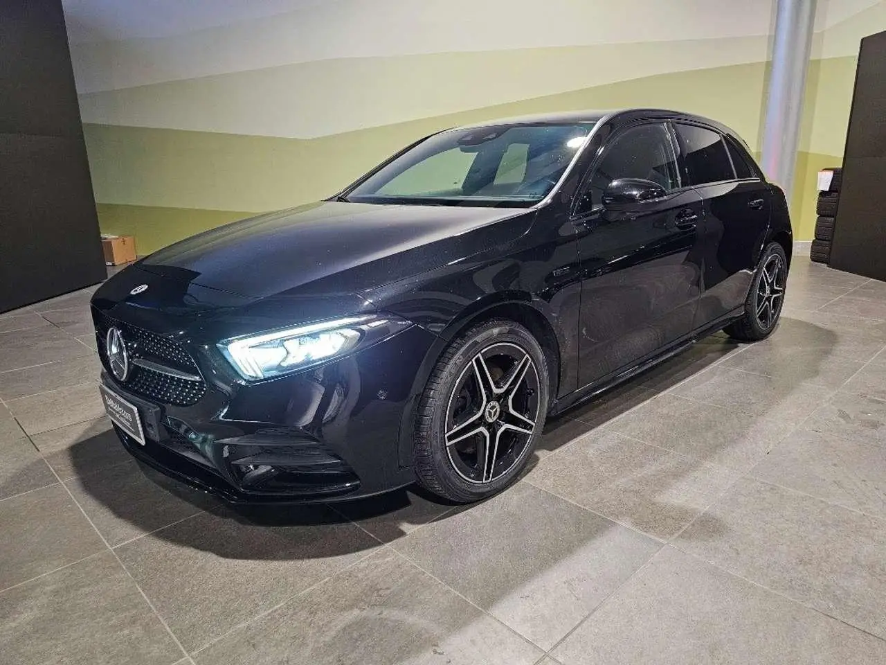 Photo 1 : Mercedes-benz Classe A 2021 Hybride