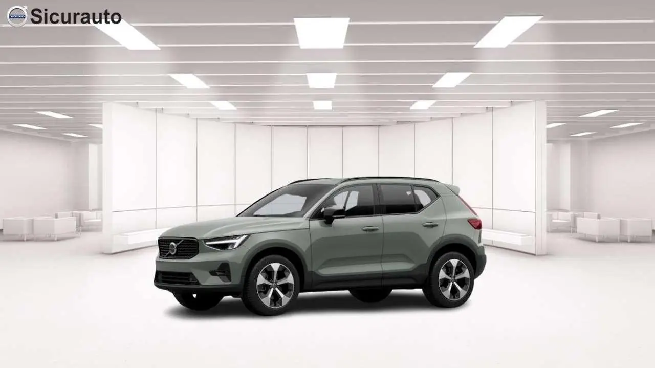 Photo 1 : Volvo Xc40 2024 Hybride