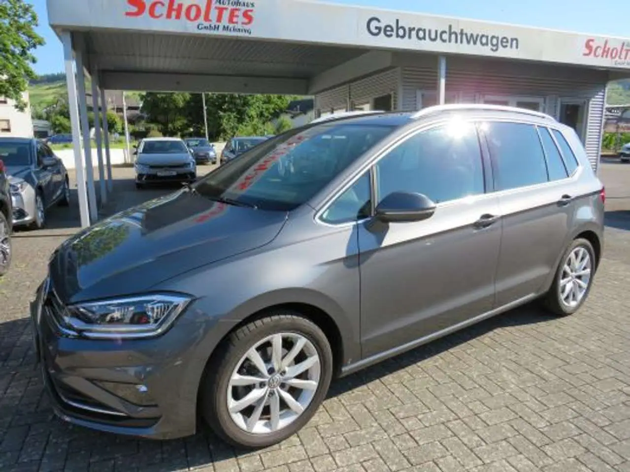 Photo 1 : Volkswagen Golf 2019 Petrol