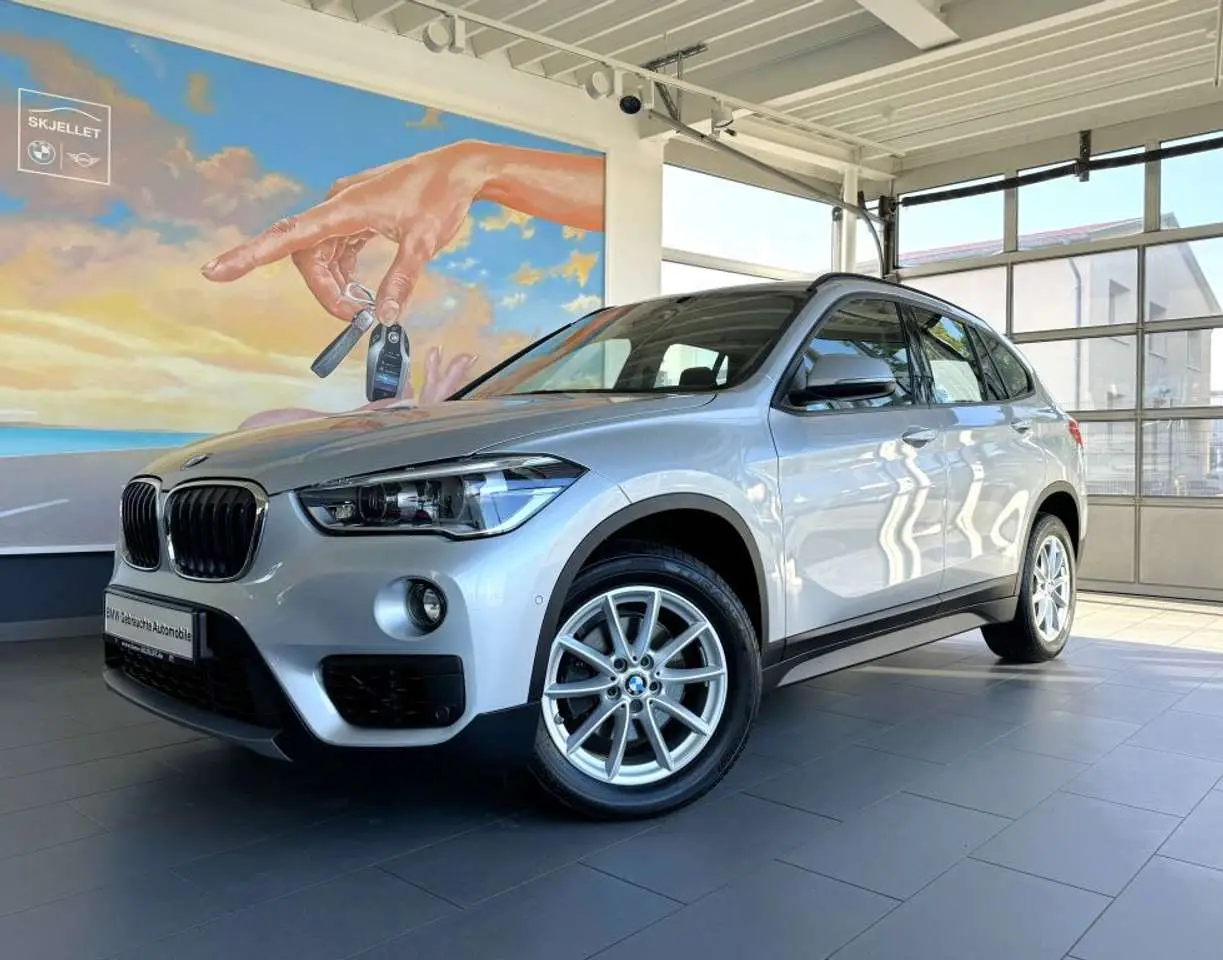 Photo 1 : Bmw X1 2019 Essence