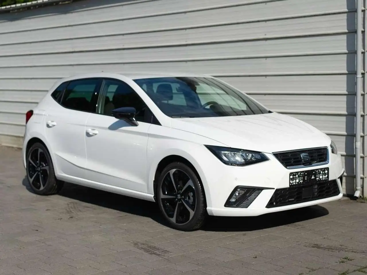 Photo 1 : Seat Ibiza 2024 Essence