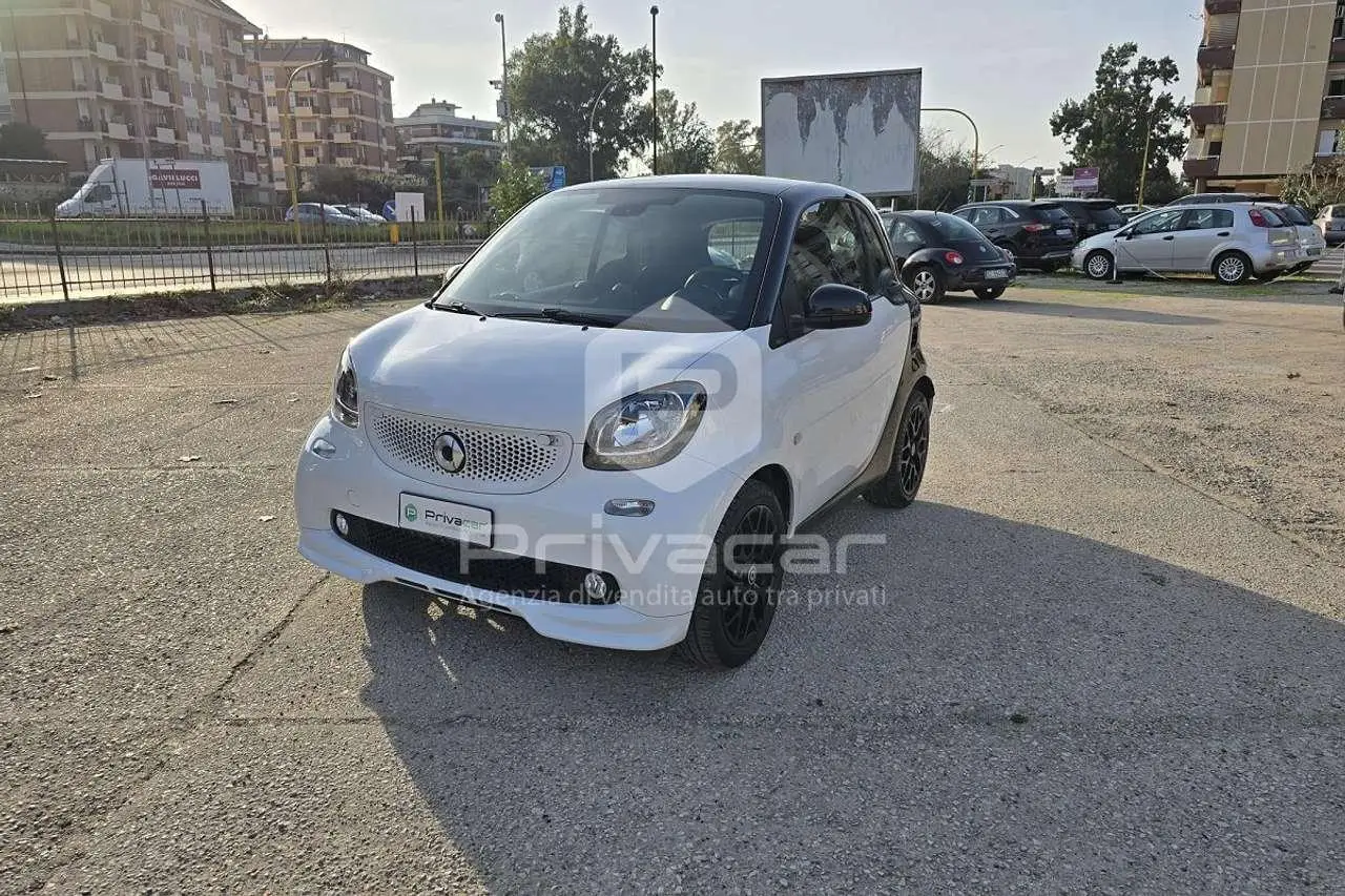 Photo 1 : Smart Fortwo 2019 Essence