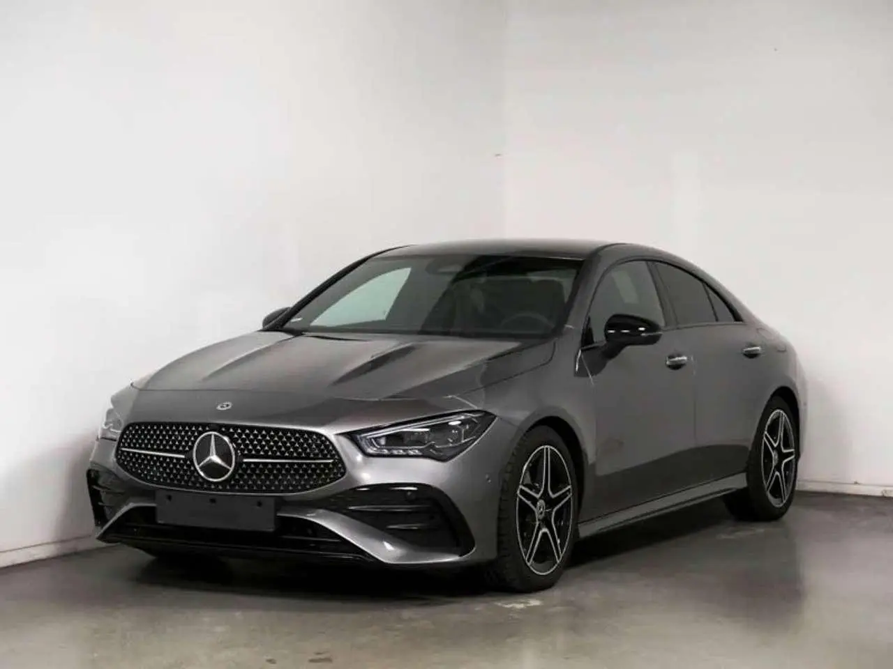 Photo 1 : Mercedes-benz Classe Cla 2023 Essence