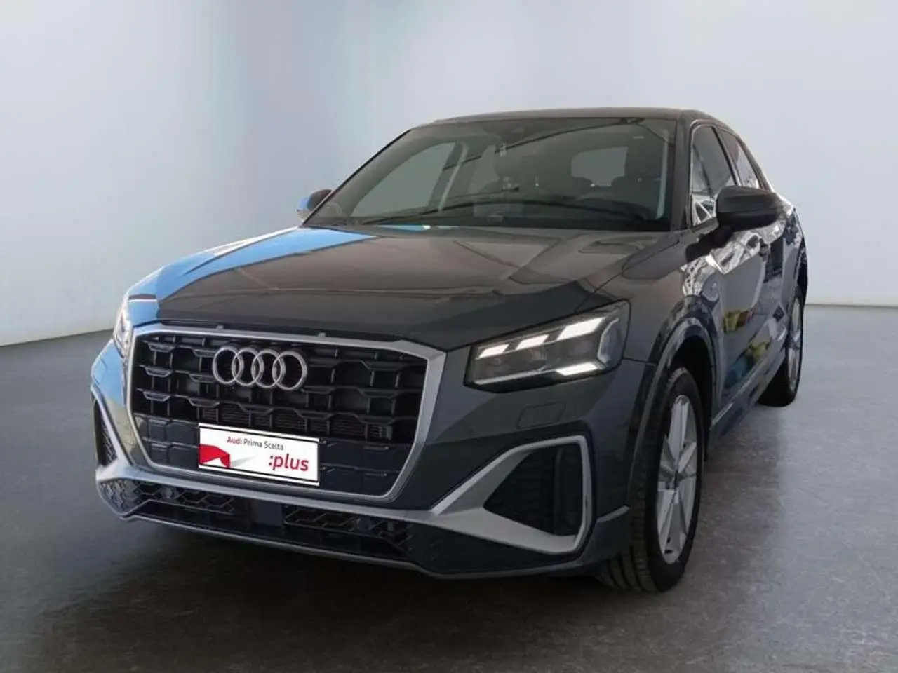 Photo 1 : Audi Q2 2024 Diesel