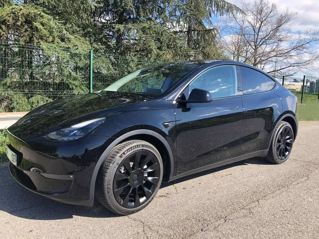 Photo 1 : Tesla Model Y 2023 Electric