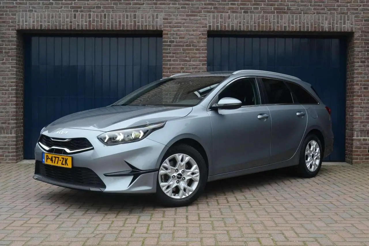 Photo 1 : Kia Ceed 2022 Petrol