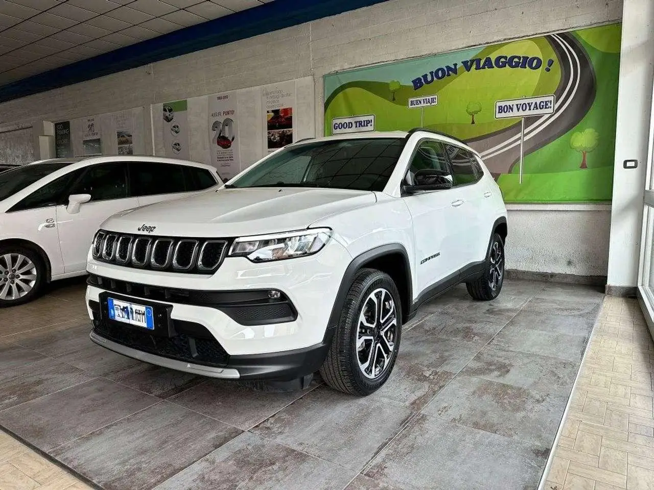 Photo 1 : Jeep Compass 2023 Hybrid