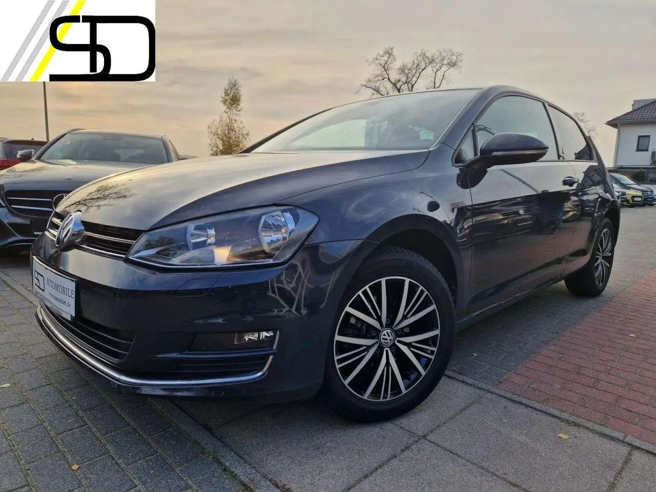 Photo 1 : Volkswagen Golf 2017 Petrol