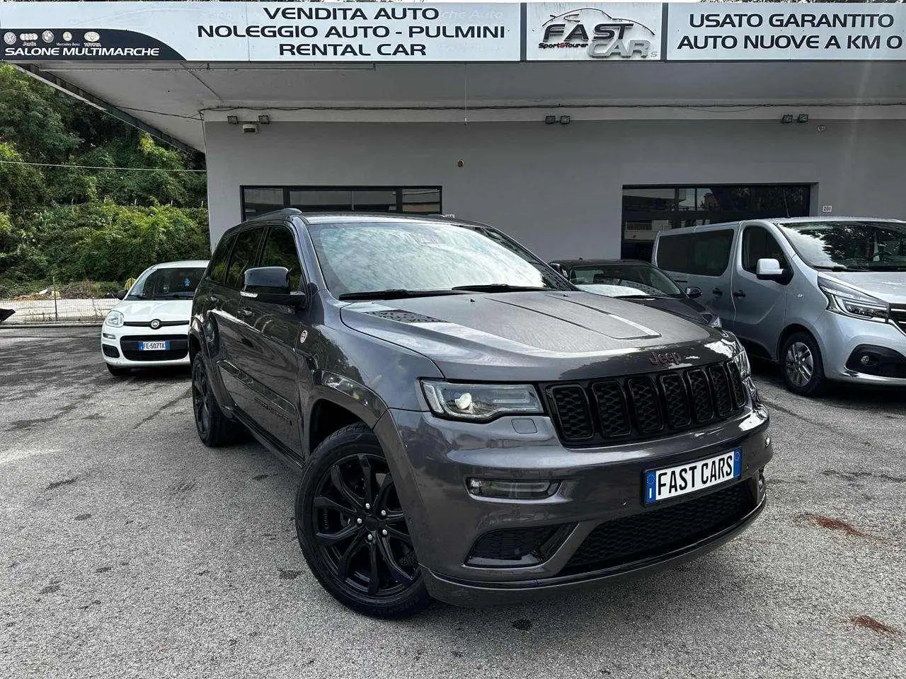 Photo 1 : Jeep Grand Cherokee 2019 Essence